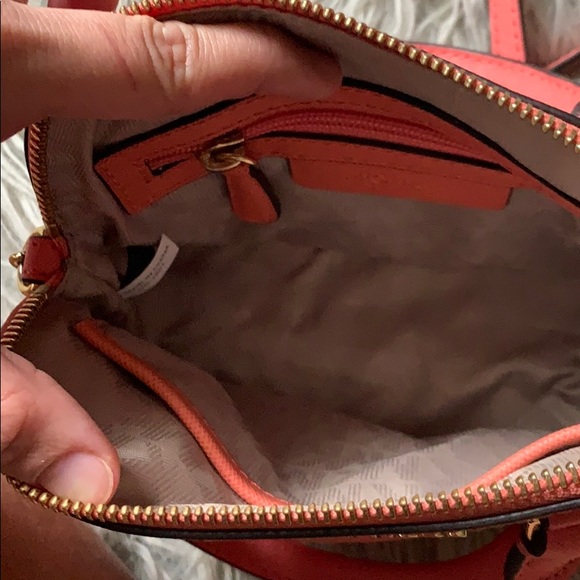 michael kors bag - Picture 5 of 8